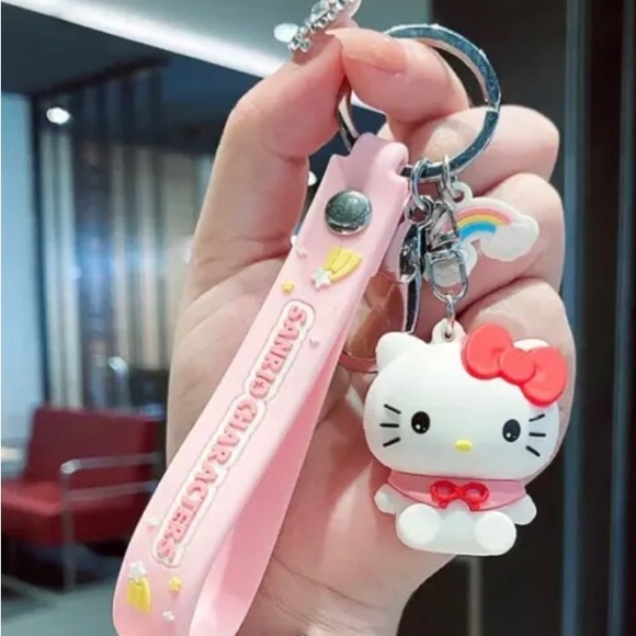 Hello kitty keychain - Picture 3 of 4